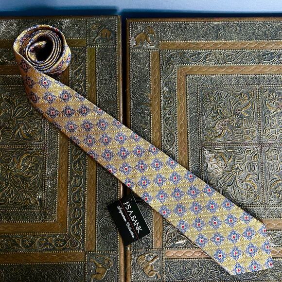 Jos A Bank tie metallic gold NWT diamond pattern silk luxury Signature - Picture 3 of 9